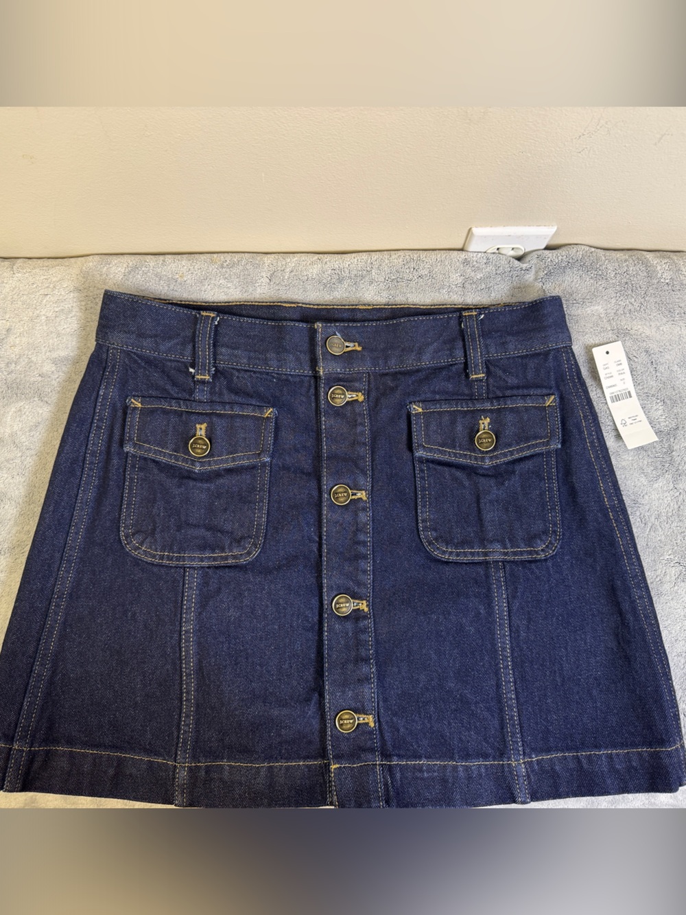 J.Crew Dark Wash Denim A-Line Button Front Skirt - Size 2 - Picture 6 of 7